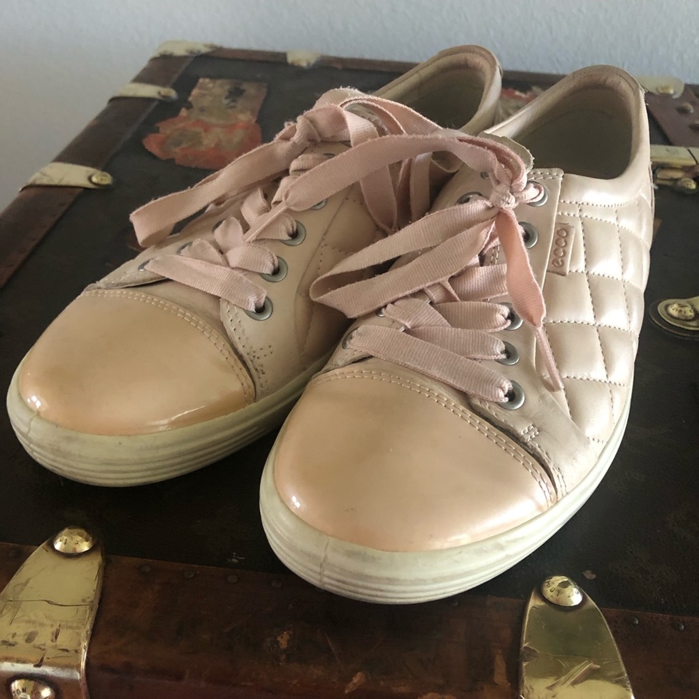Ecco all leather sneaker, nude pink, Sz 38